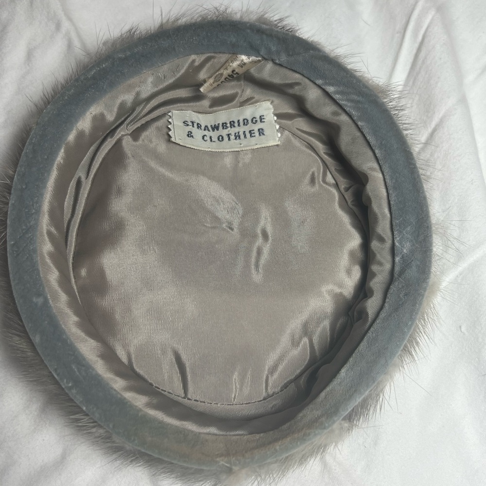 Vintage Strawbridge & Clothier Antique Fur Hat Collection Box 13 Mid-Century Hat - Picture 5 of 15